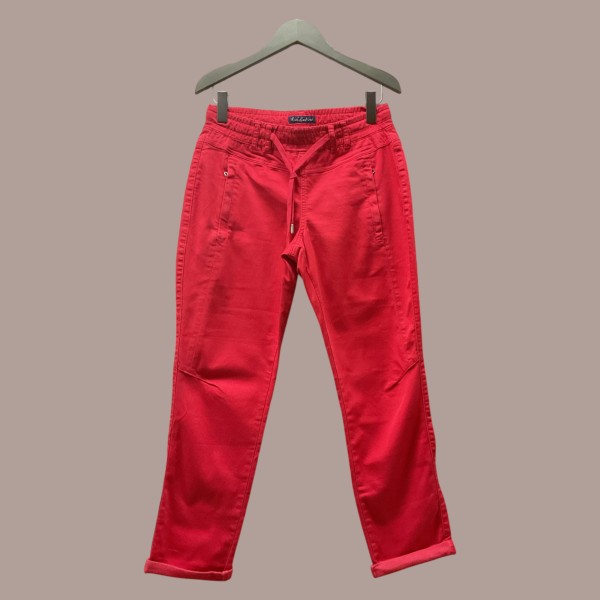Red Button Hosen